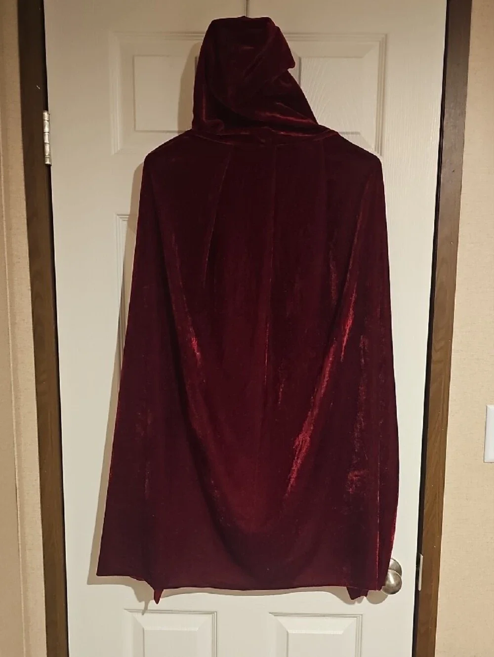 Novelty Hooded Cloak Cape One Size Used